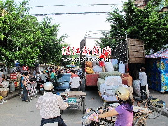 湛江南站服装批发市场-第1张图片-货源库
