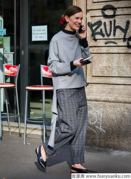 流行色那么多,爱得深沉的可没几个-第2张图片-货源库 流行色那么多,爱得深沉的可没几个-第2张图片-货源库