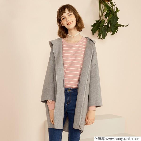 流行色那么多,爱得深沉的可没几个-第11张图片-货源库 流行色那么多,爱得深沉的可没几个-第11张图片-货源库