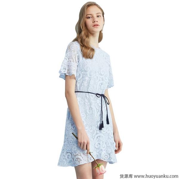 软妹风,浅蓝色连衣裙柔化女汉心-第3张图片-货源库 软妹风,浅蓝色连衣裙柔化女汉心-第3张图片-货源库