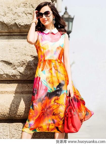 透过裙裾看你与女神之间的距离-第1张图片-货源库 透过裙裾看你与女神之间的距离-第1张图片-货源库