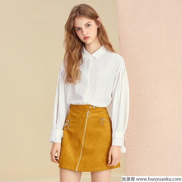 细节精致气质佳，白衬衫的日常美如画-第9张图片-货源库