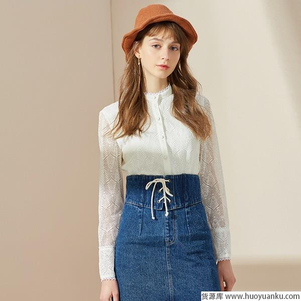 细节精致气质佳，白衬衫的日常美如画-第18张图片-货源库