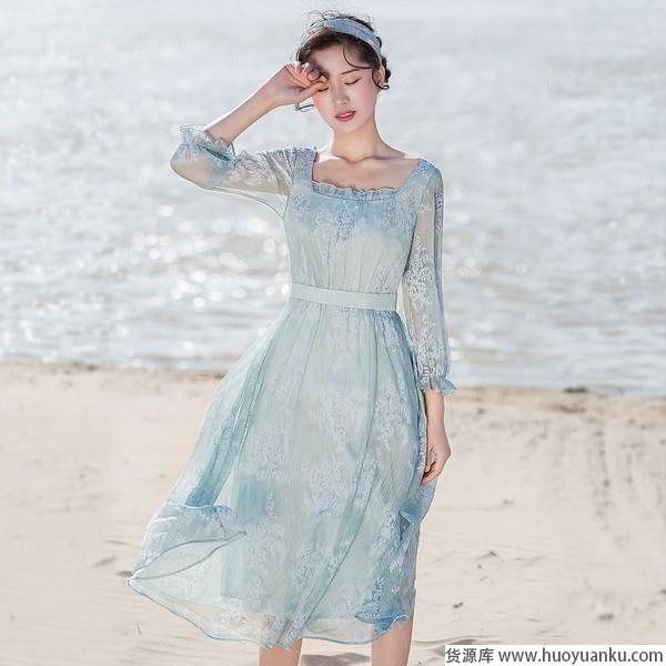 连衣裙也复古打造气质美女-第8张图片-货源库