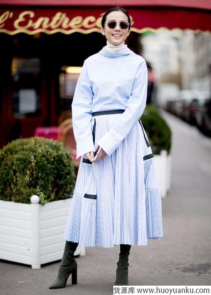 活力春夏季，趣味百褶为造型解腻-第1张图片-货源库