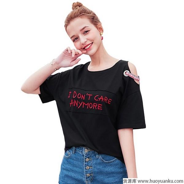 酷女孩专属，黑色T恤个性不甜腻-第2张图片-货源库