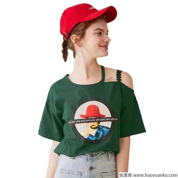 露肩T恤点亮清新小性感-第1张图片-货源库