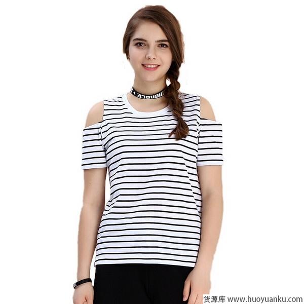 露肩T恤点亮清新小性感-第9张图片-货源库