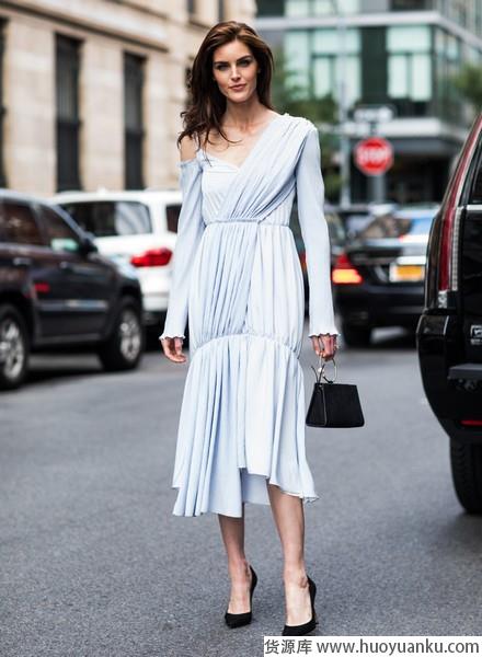 内搭单穿都有特色，拼接式连衣裙放大招-第3张图片-货源库