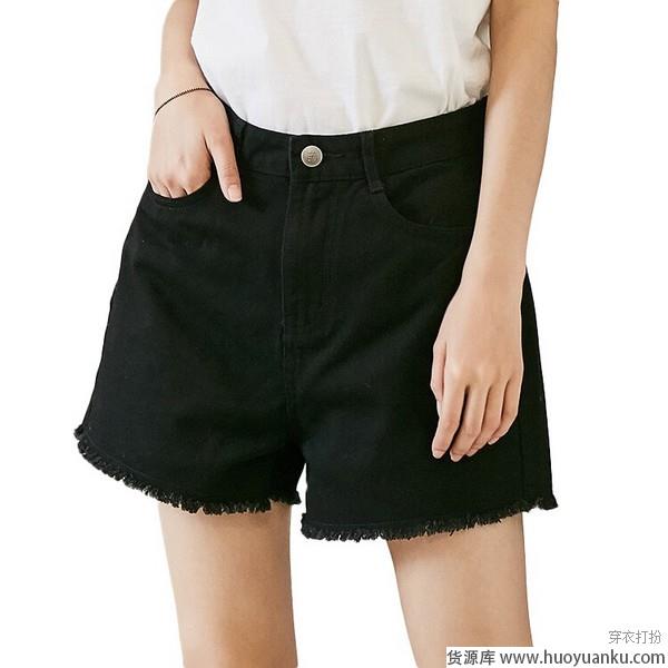 毛毛边盛行，给牛仔短裤造型加料-第8张图片-货源库