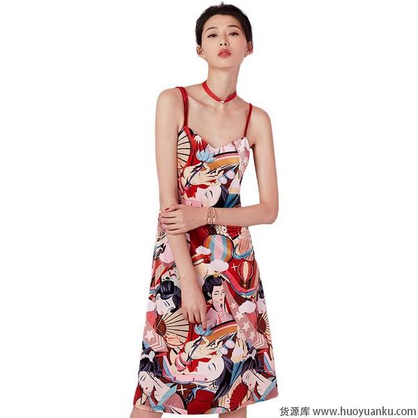 清凉曼妙，吊带连衣裙性感飞扬-第1张图片-货源库