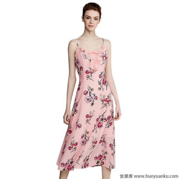 清凉曼妙，吊带连衣裙性感飞扬-第3张图片-货源库