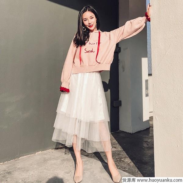 套装裙的存在感，一直都没有低过-第5张图片-货源库