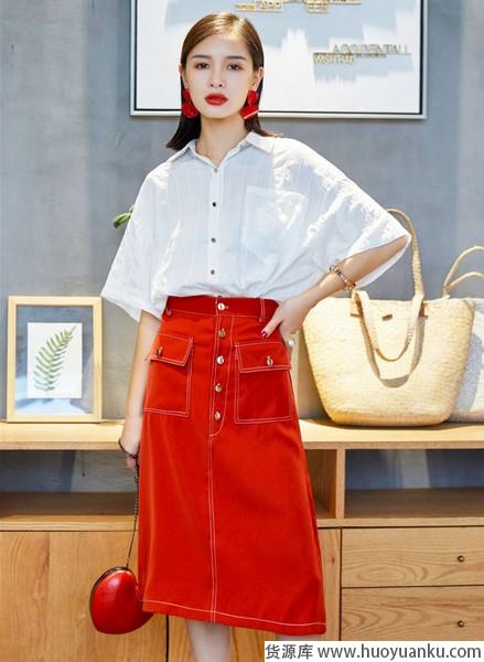 套装裙的存在感，一直都没有低过-第7张图片-货源库