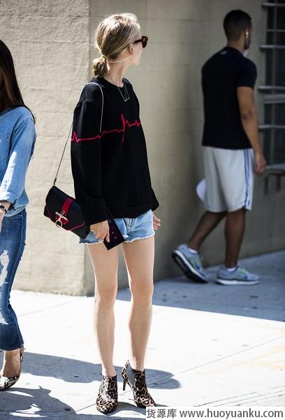 春夏潮T与卫衣，趣味百搭排第一-第11张图片-货源库