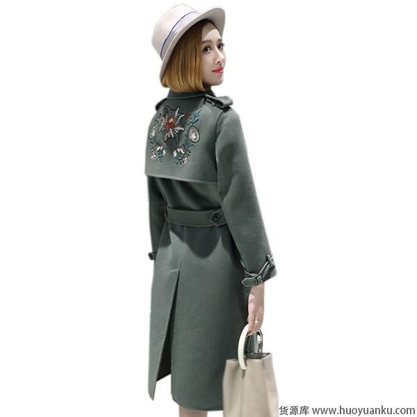 毛呢恰逢刺绣这美颜如何抵挡-第7张图片-货源库 毛呢恰逢刺绣这美颜如何抵挡-第7张图片-货源库