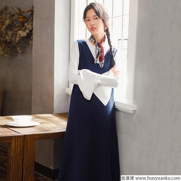 叠穿第一要义秋天是无袖裙的战场-第1张图片-货源库 叠穿第一要义秋天是无袖裙的战场-第1张图片-货源库