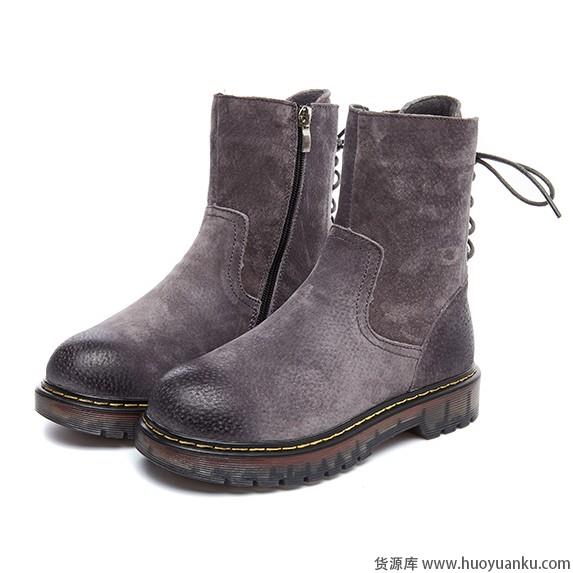 秋冬搭配，怎么能少得了马丁靴-第16张图片-货源库