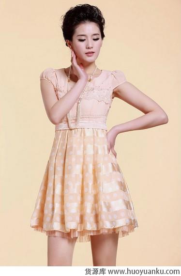 单身美妞“脱单”就靠这一件-第8张图片-货源库