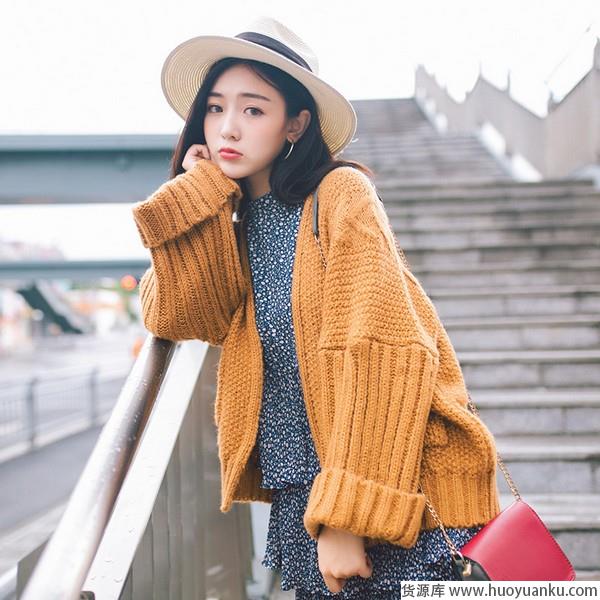 夏末秋初，开衫出现的刚刚好-第1张图片-货源库