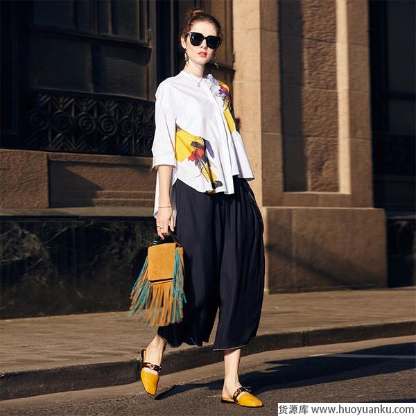 裤酷登场,浪漫与惬意集结神采飞扬-第2张图片-货源库 裤酷登场,浪漫与惬意集结神采飞扬-第2张图片-货源库