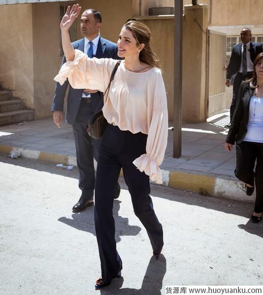 活力浪漫和仙气，粉色选对成全你-第2张图片-货源库