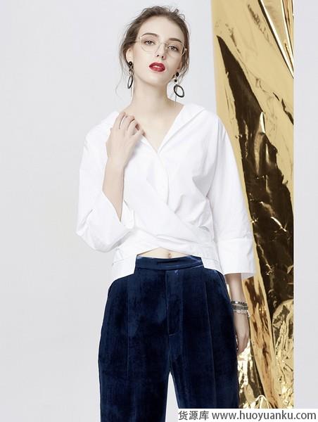 一件就能美翻天的新款衬衫长啥样儿-第4张图片-货源库