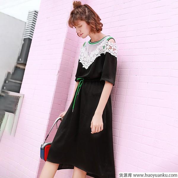 露肩装:放大你的美,只需这一招-第17张图片-货源库 露肩装:放大你的美,只需这一招-第17张图片-货源库