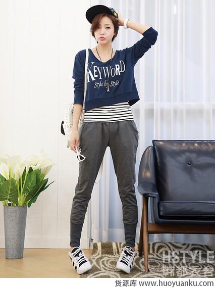 哟哟切克闹美美的衣服来一套-第1张图片-货源库