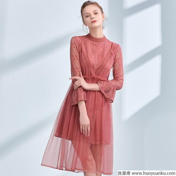 携手蕾丝与薄纱，清凉舒适一整夏-第13张图片-货源库