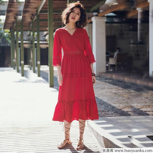 携手蕾丝与薄纱，清凉舒适一整夏-第14张图片-货源库