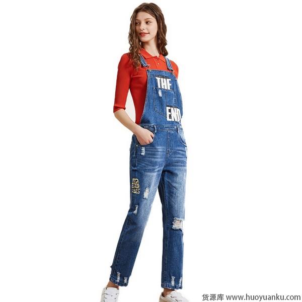 少女感报到，背带裤闯入逆龄时空-第7张图片-货源库