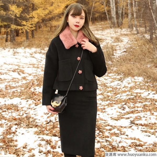 想要优雅翻番那就套着穿-第7张图片-货源库