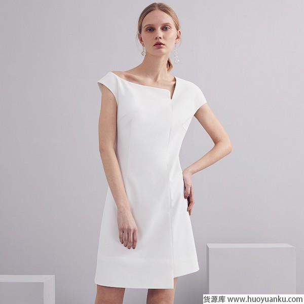 不规则连衣裙,个性鲜明才更具魅力-第9张图片-货源库 不规则连衣裙,个性鲜明才更具魅力-第9张图片-货源库