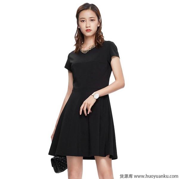 高贵不昂贵,连衣裙静赏暗黑艺术-第2张图片-货源库 高贵不昂贵,连衣裙静赏暗黑艺术-第2张图片-货源库