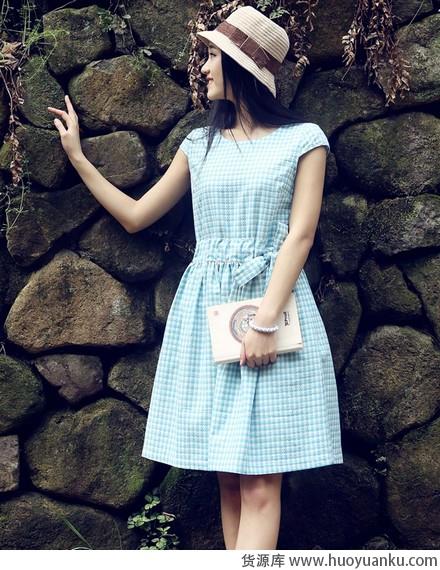 蓝色夏天清凉至上-第4张图片-货源库