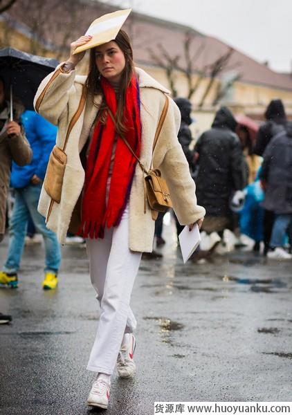 穿什么傲立雪中?这三种外套陪伴度过凛冬-第2张图片-货源库 穿什么傲立雪中?这三种外套陪伴度过凛冬-第2张图片-货源库