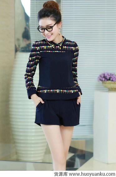 真假两件套魅惑层次感-第1张图片-货源库