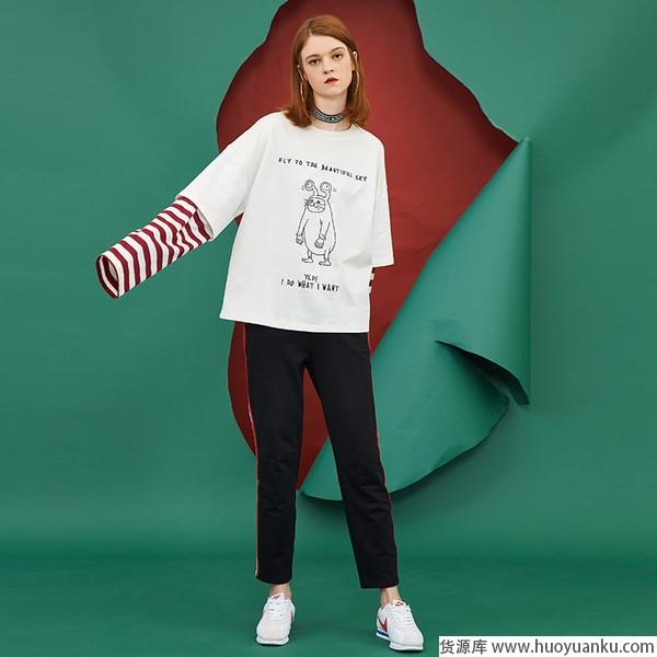 无论走什么风格,都需要万能的黑裤子-第18张图片-货源库 无论走什么风格,都需要万能的黑裤子-第18张图片-货源库