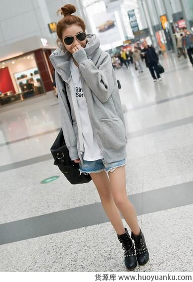 随性卫衣快乐相随-第19张图片-货源库