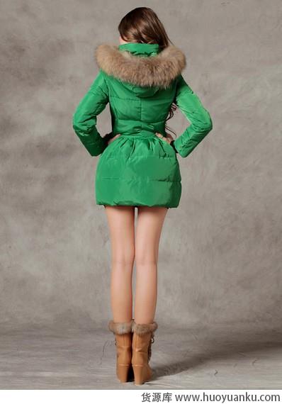 A摆廓型大衣俏丽过冬天-第8张图片-货源库 A摆廓型大衣俏丽过冬天-第8张图片-货源库