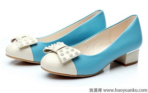 好穿又好看的粗跟鞋-第16张图片-货源库 好穿又好看的粗跟鞋-第16张图片-货源库