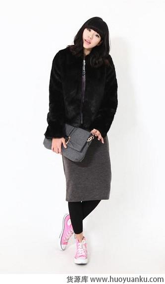 点睛单品打造时尚范儿-第5张图片-货源库