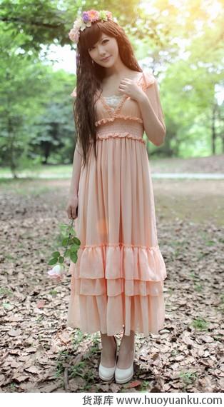 长裙要搭配什么样的鞋子-第9张图片-货源库