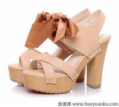 小鞋子寻找真爱的故事-第11张图片-货源库