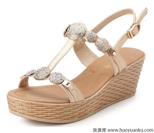 坡跟凉鞋美丽不累脚-第10张图片-货源库