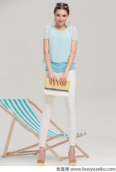 简单T恤穿出偶像范儿-第5张图片-货源库 简单T恤穿出偶像范儿-第5张图片-货源库