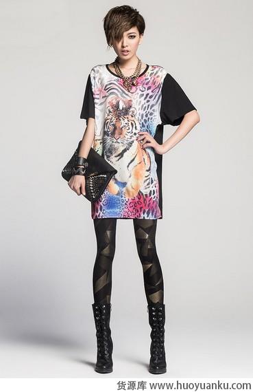 简单T恤穿出偶像范儿-第9张图片-货源库 简单T恤穿出偶像范儿-第9张图片-货源库