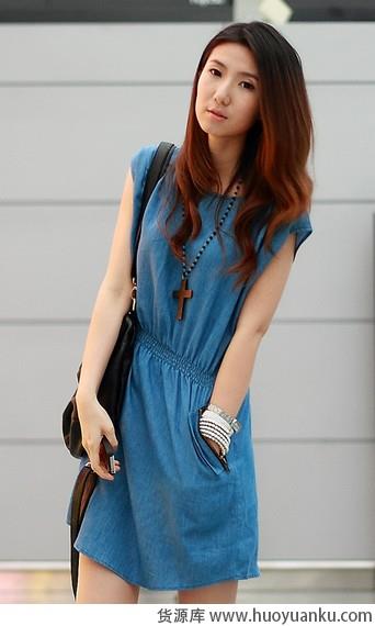 藤井莉娜告诉你今夏首选高腰裙-第4张图片-货源库