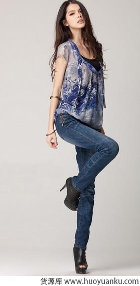 真真假假两件套妩媚众身家-第13张图片-货源库